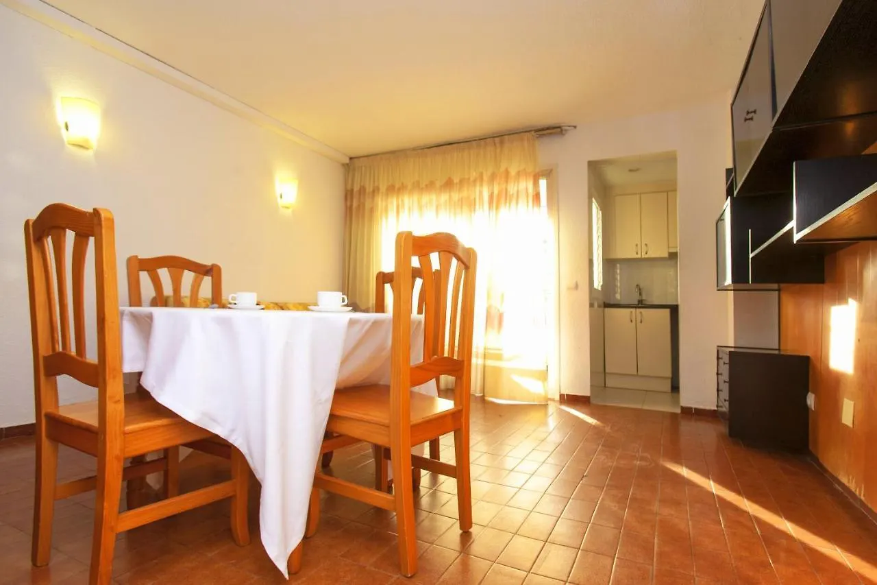 Apartamento Alboran Study Salou